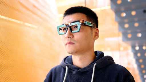 &#039;Smart&#039; glasses can track where you look but also track your facial expression