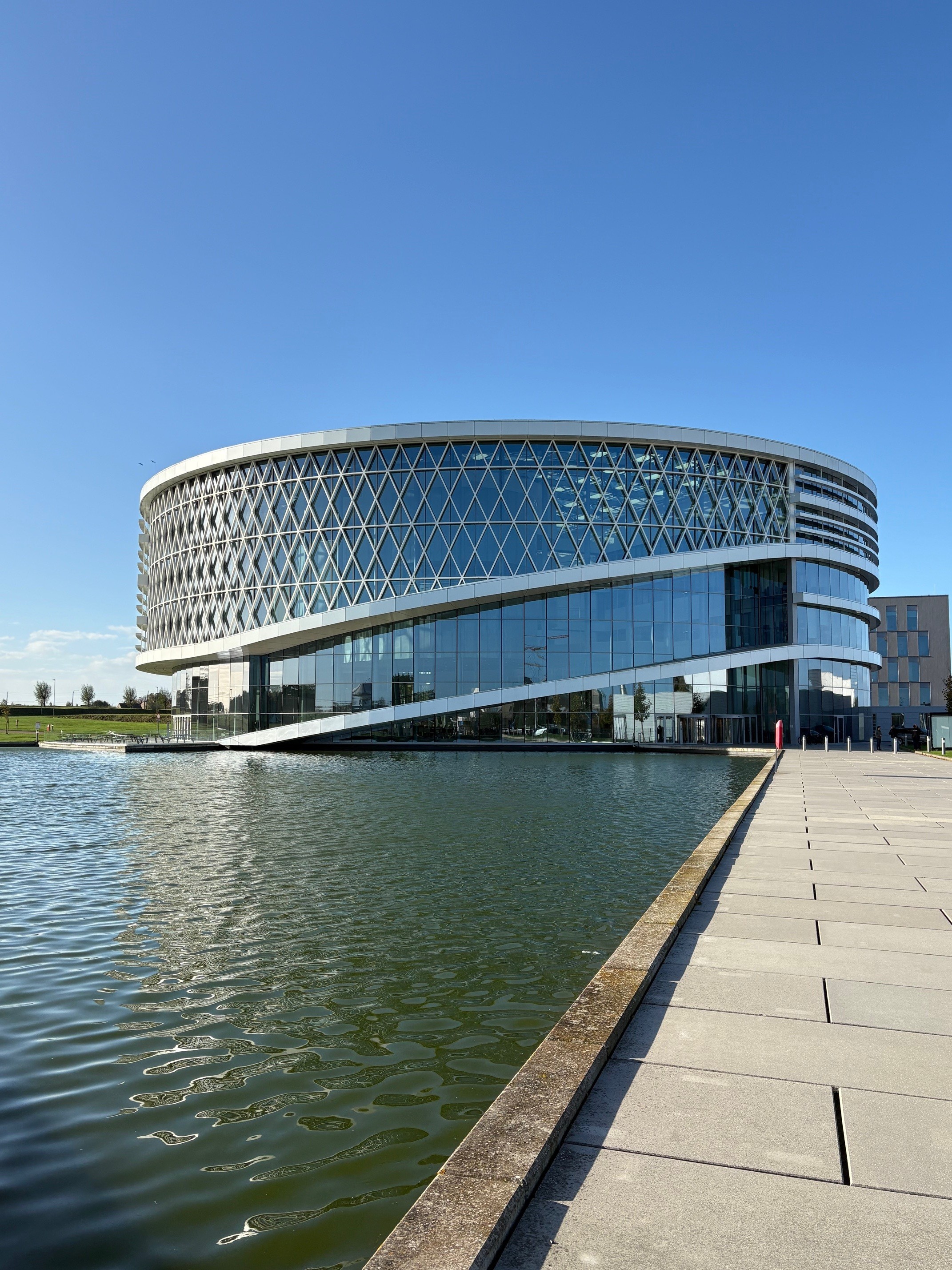 Barco opens redesigned experience centre in Kortrijk