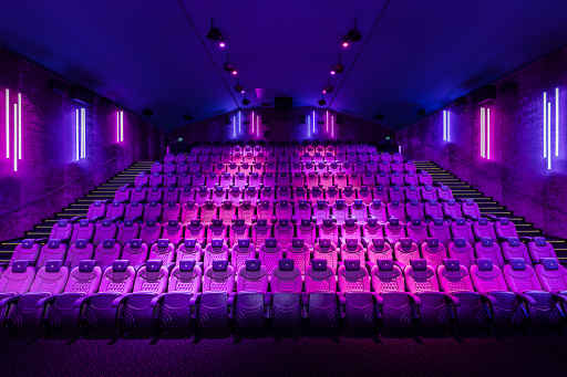 Kiwi Center powers up with Christie projection