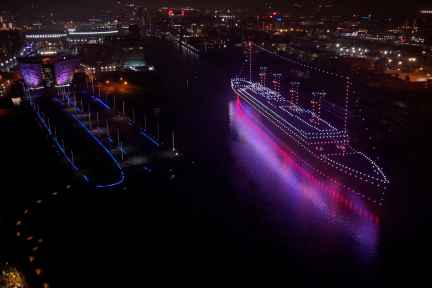 Titanic returns to Belfast in drone show celebration