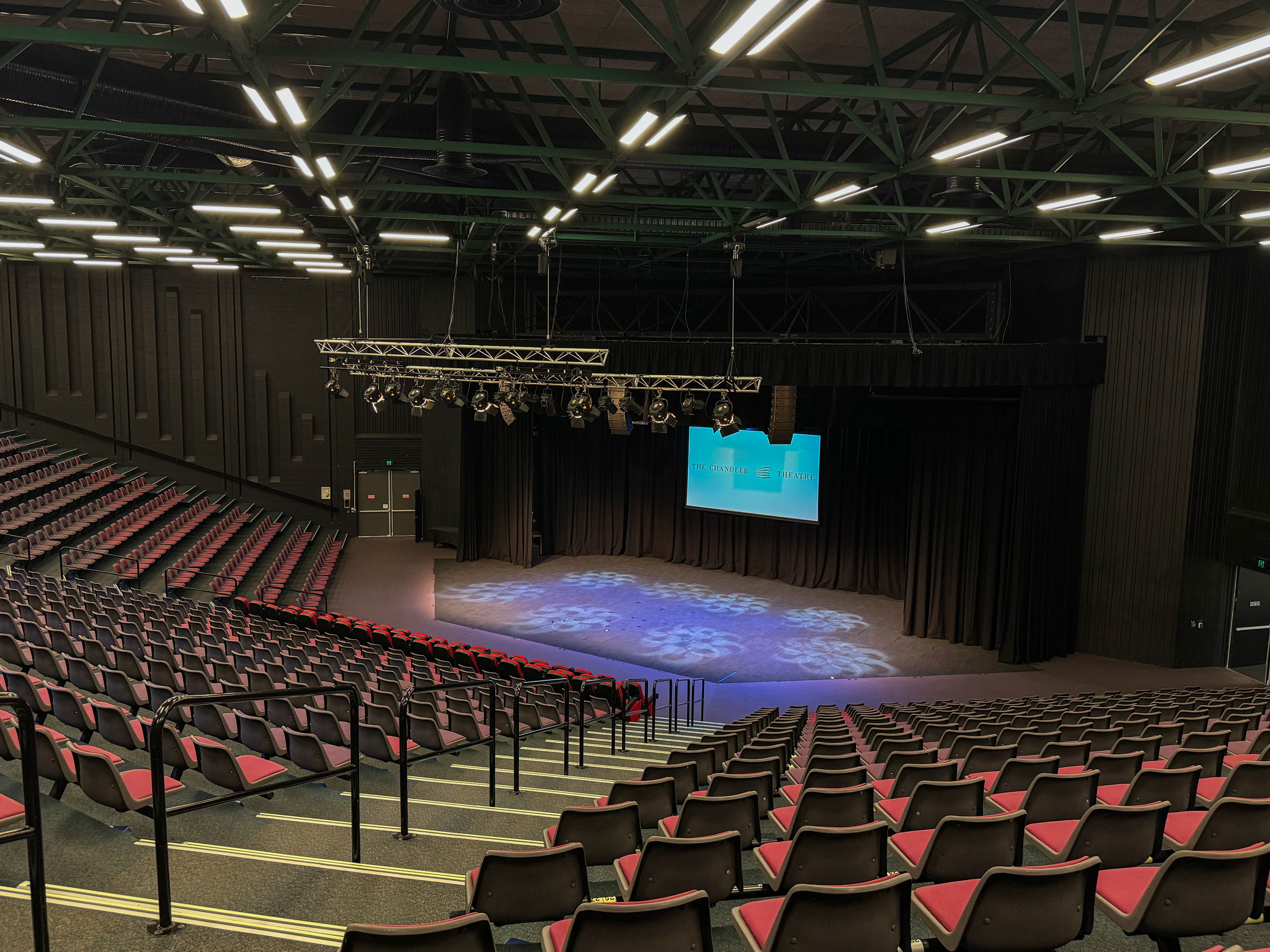 Chandler Theatre raises performance levels with JBL VTX A6 and Crown amplifiers