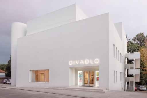 KV2 Audio involved in project to turn former cinema into new theatre in Slovakia