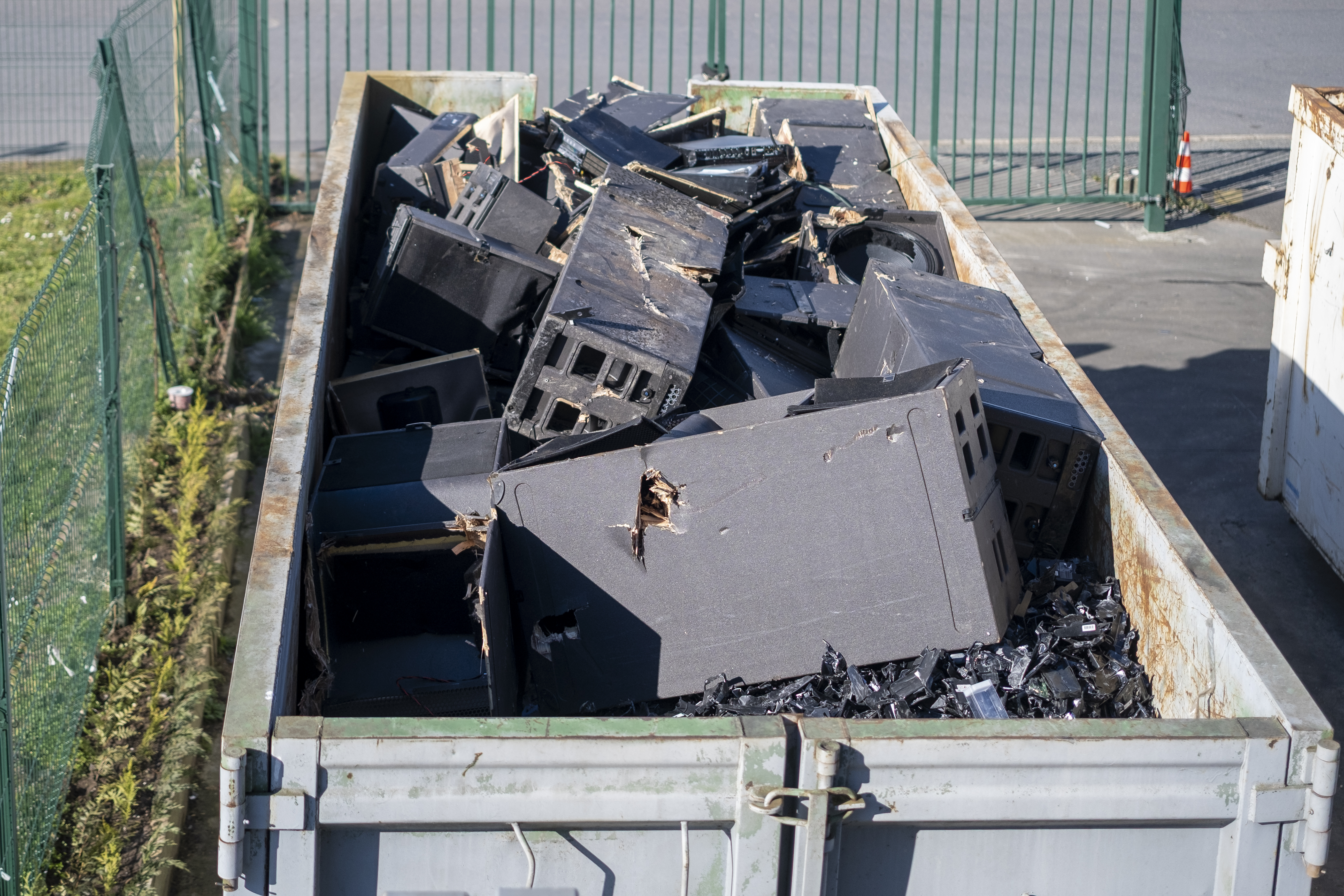 L-Acoustics wins legal battle against European counterfeiters