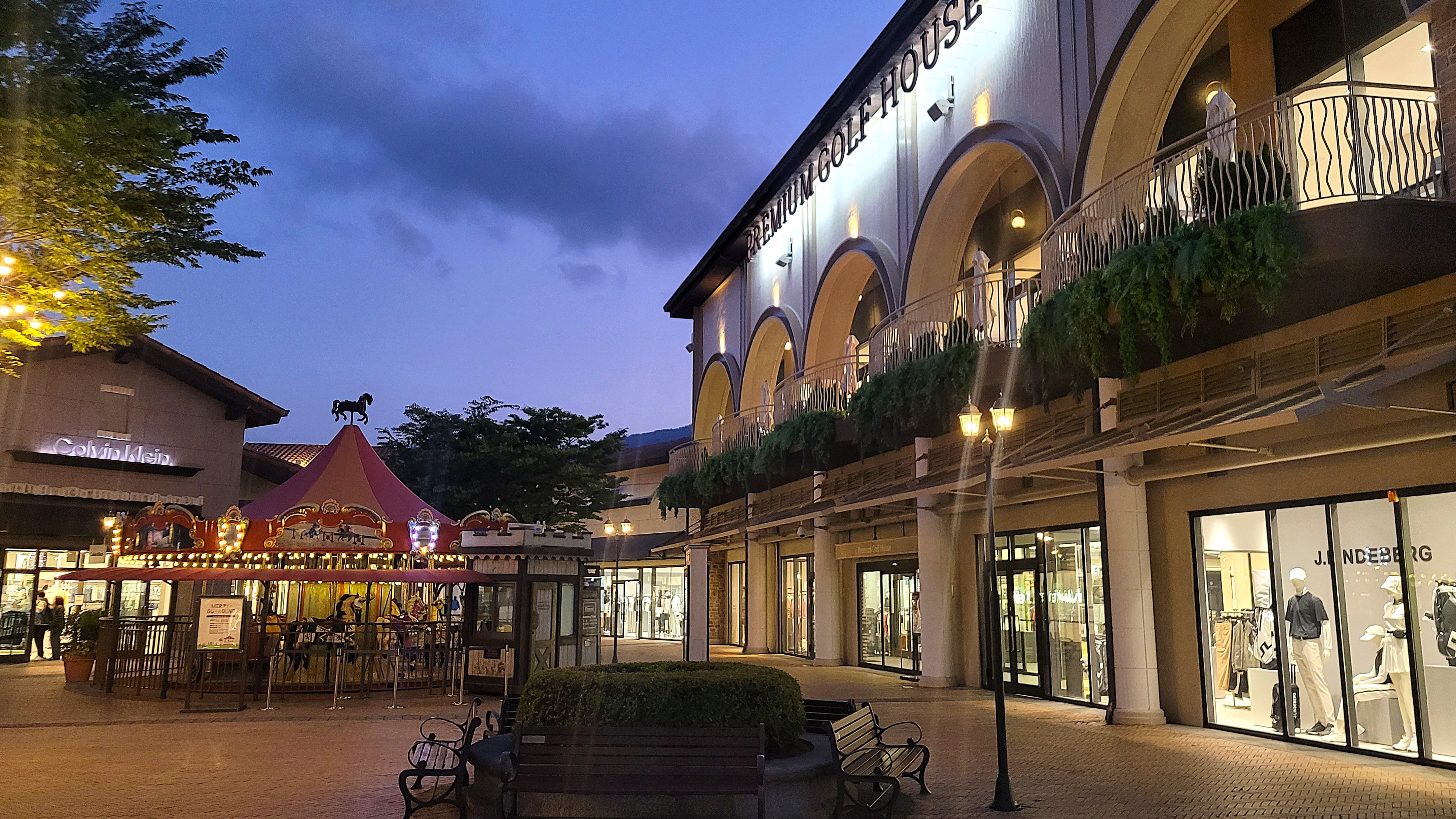 Korean outlet malls invest in the future with Powersoft