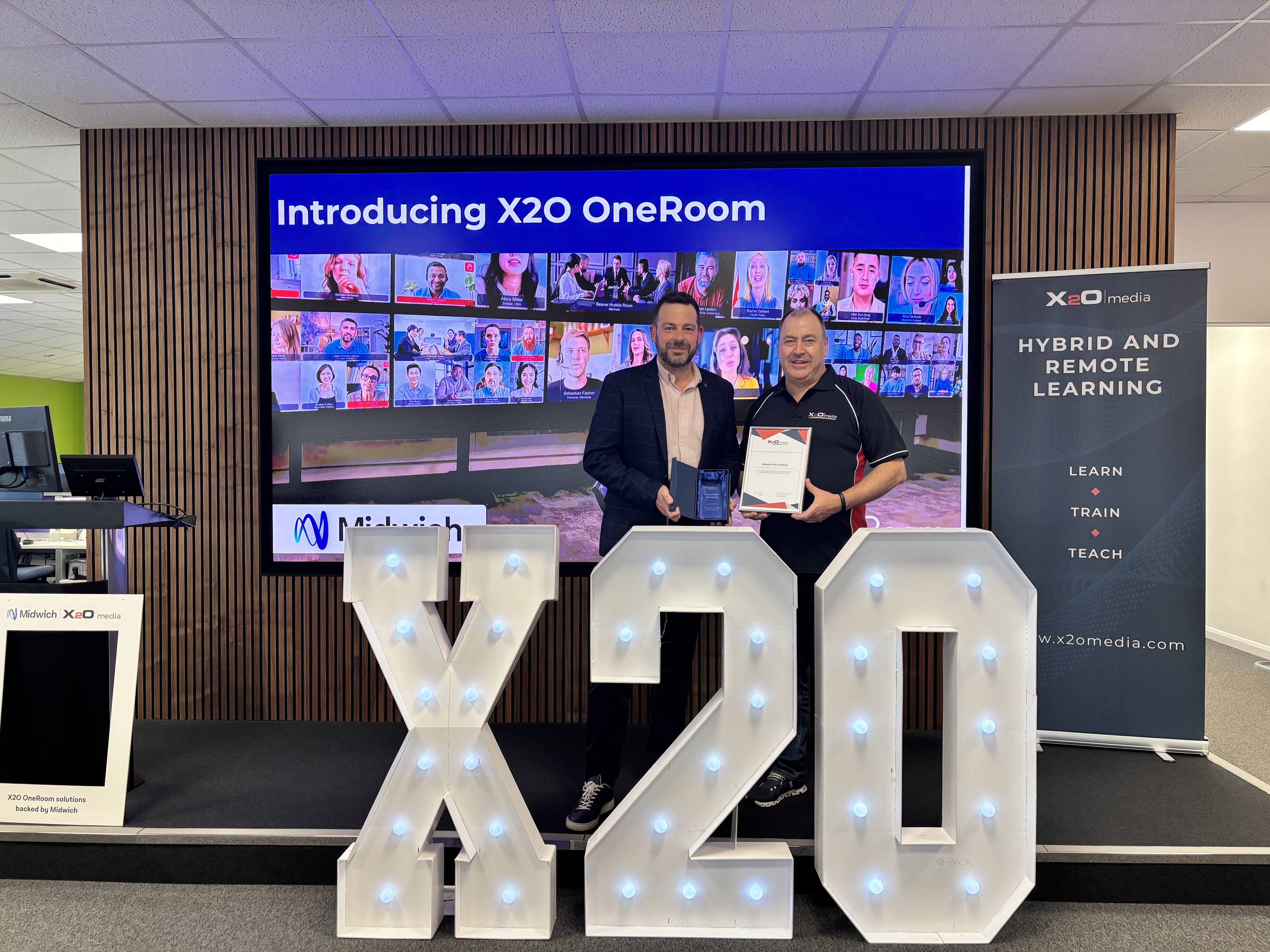 Midwich partners with X2O Media to deliver immersive hybrid training spaces