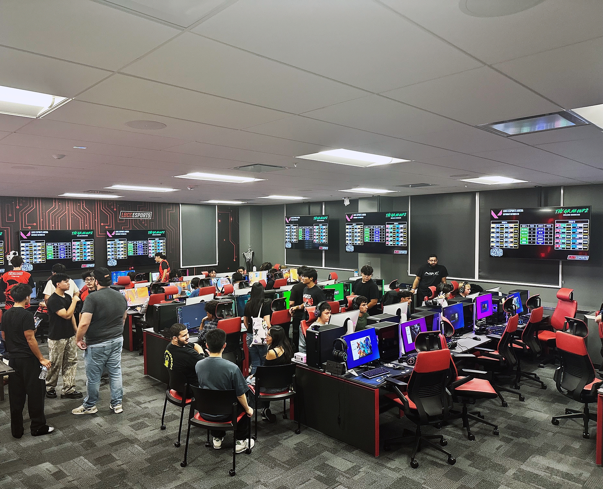 City College opens Esports facility with Extron AV tech
