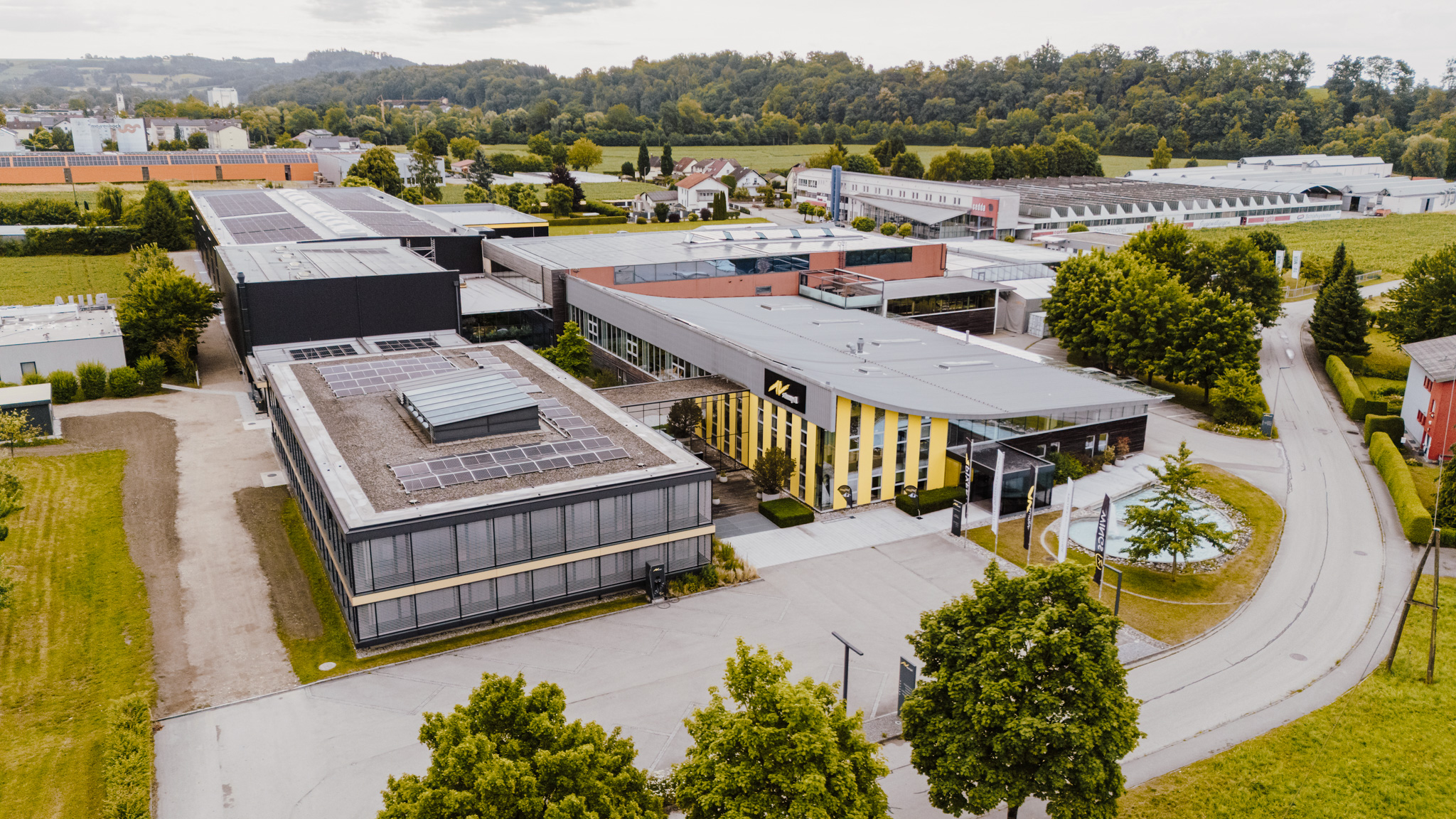 AV Stumpfl opens new production hall during summer family festival