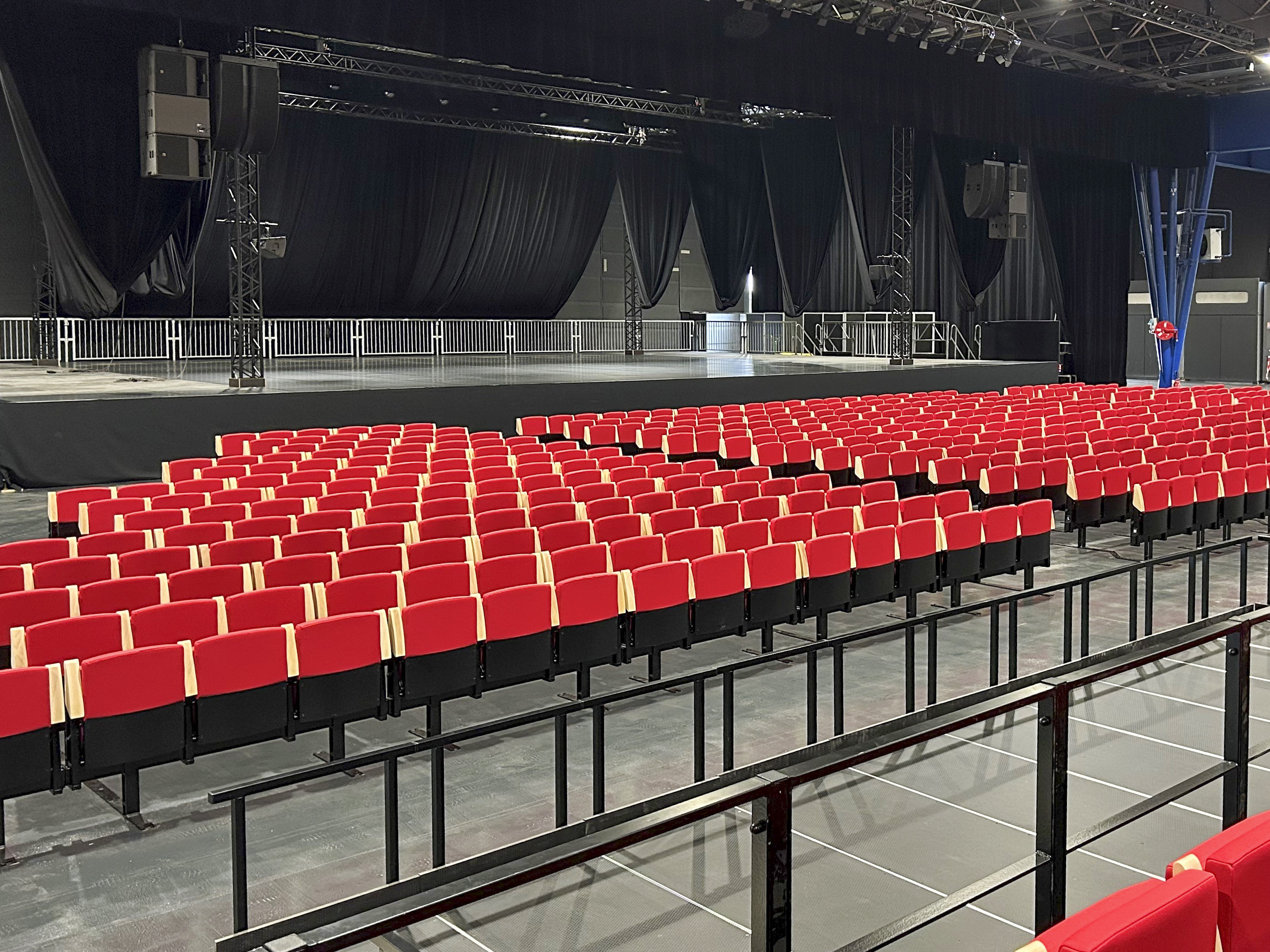 L-Acoustics L Series transforms Alpexpo&#039;s &#039;Box in a Box&#039; vision into reality