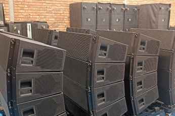 Blue Array Productions and Stage Audio Works continue long partnership with South Africa&rsquo;s first d&amp;b KSL investment