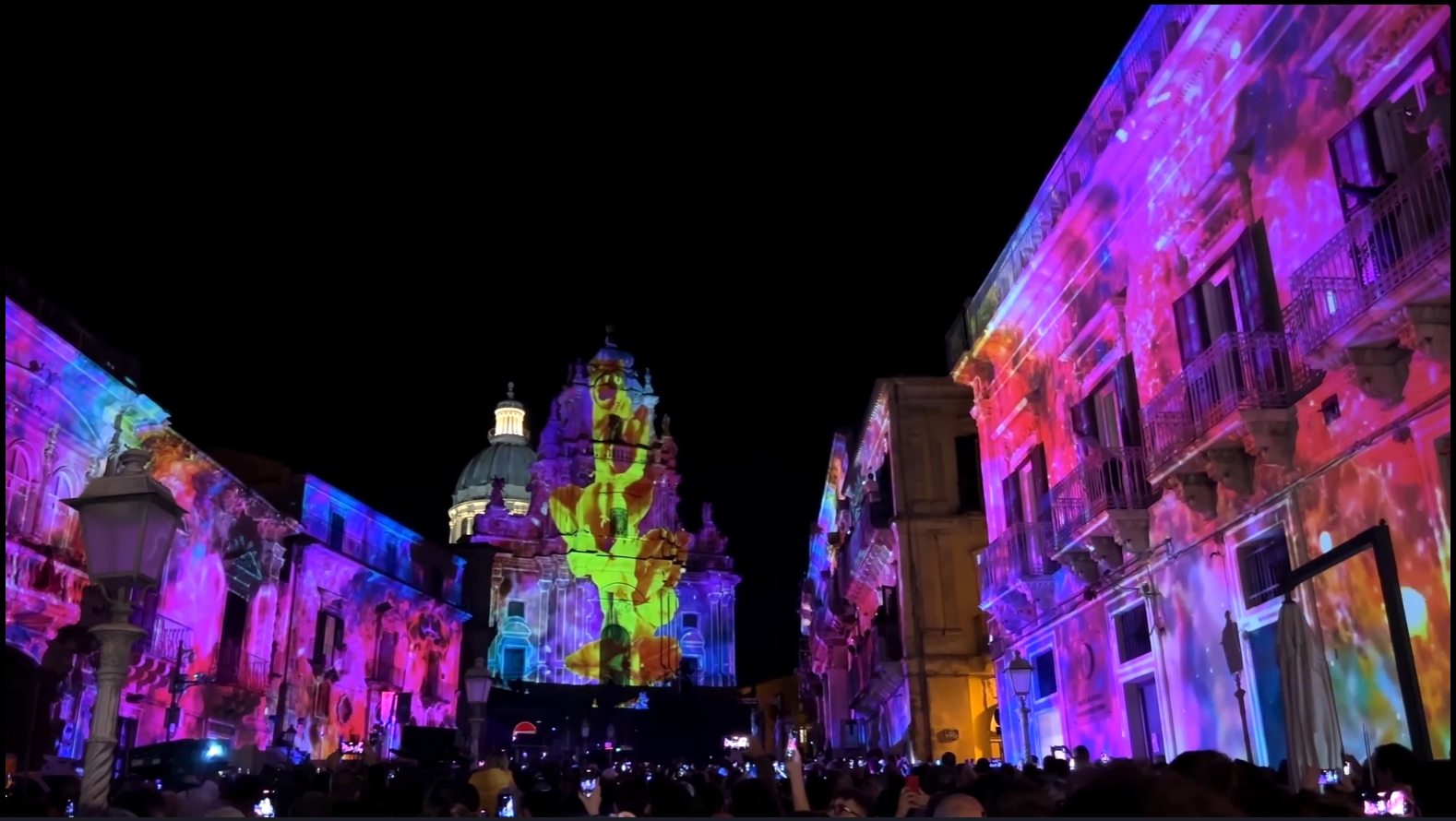 Vivitek projectors brings life to Pompeii Continuum
