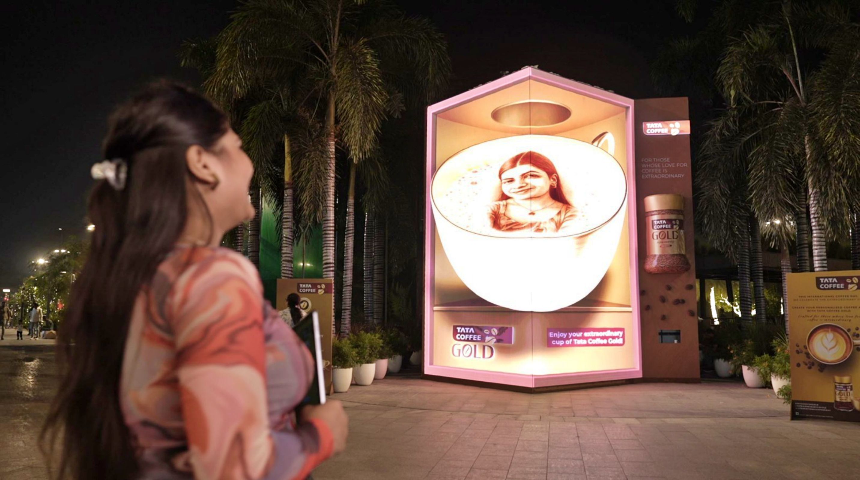 Tata Coffee Gold creates 3D aroma-anamorphic experience for International Coffee Day