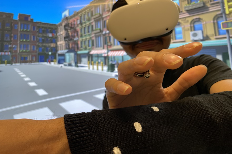 Washable wearable tech enables touchless device interaction
