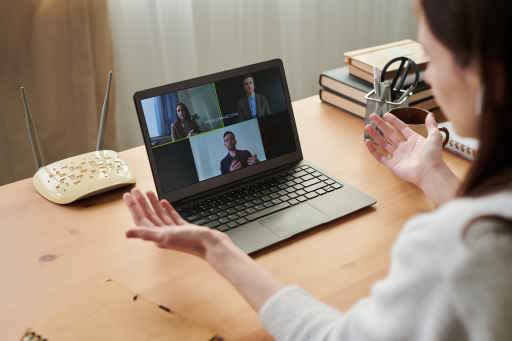 75% of hybrid meetings suffer tech failures says study
