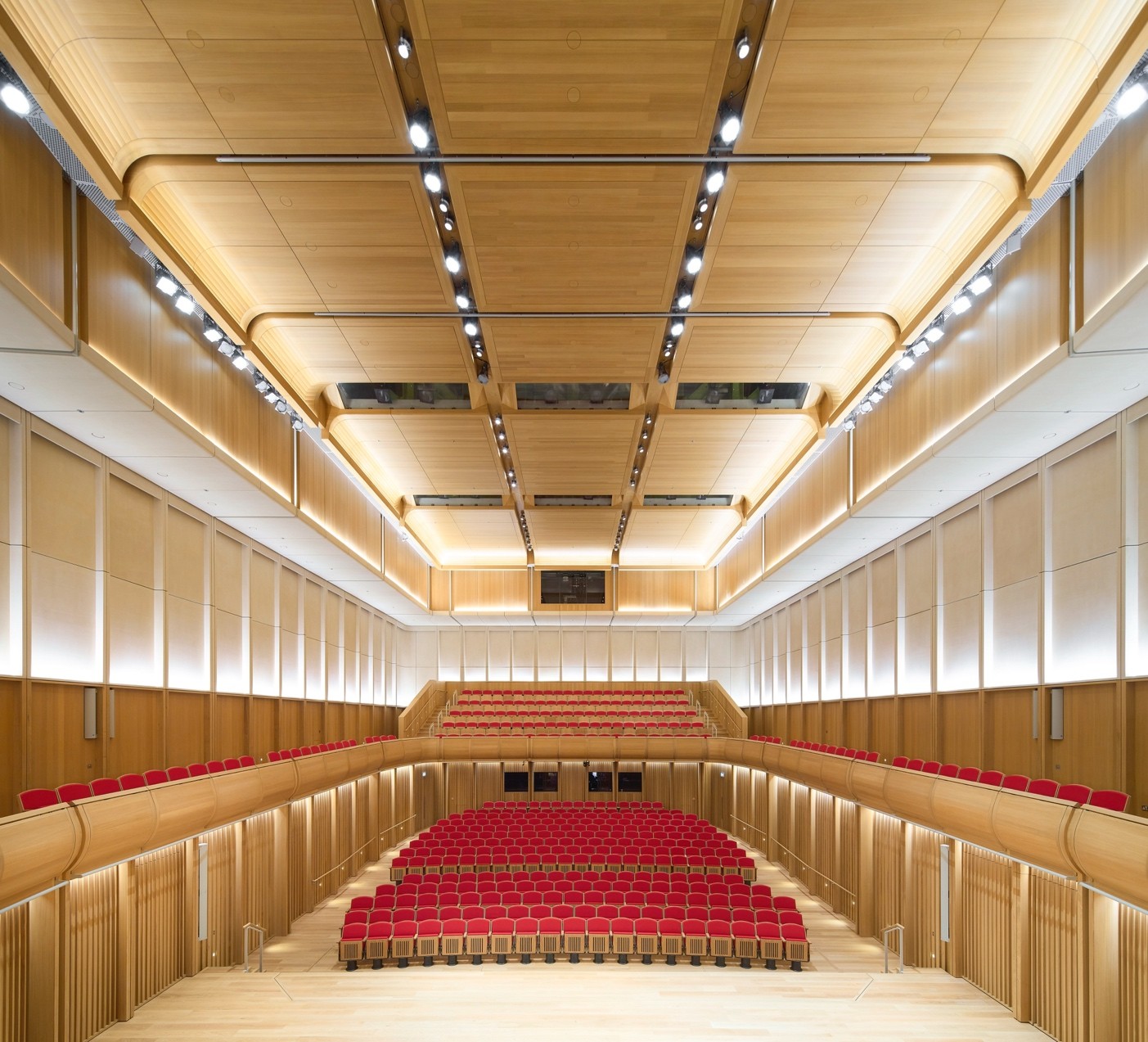 Oxford University&rsquo;s Schwarzman Centre equips two performance spaces with d&amp;b audiotechnik